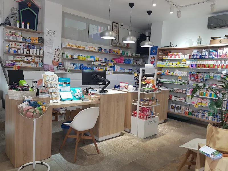 Farmacia Aytes - Farmacia en Sant Boi de Llobregat - foto 2