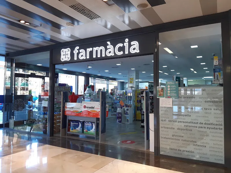 Farmàcia - Farmacia en Viladecans - foto 3