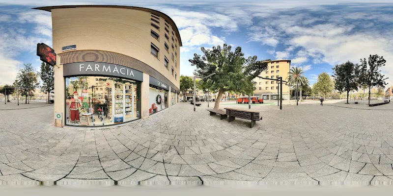 Farmàcia de la Riera - Farmacia en Viladecans - foto 2