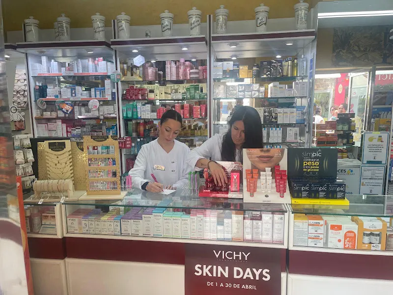 FARMACIA LA PLAZA FUENGIROLA - Fuengirola