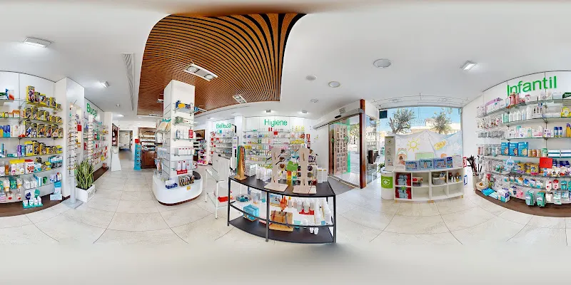 Farmacia Esperanza Martín González. Farmacia en Benalmádena - Benalmádena