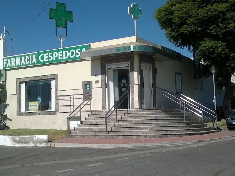 FARMACIA CESPEDOSA - Farmacia en Estepona - foto 2