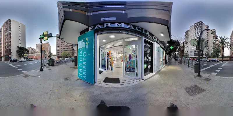 Farmacia Santiago Centelles Forner - Farmacia en Valencia - foto 2