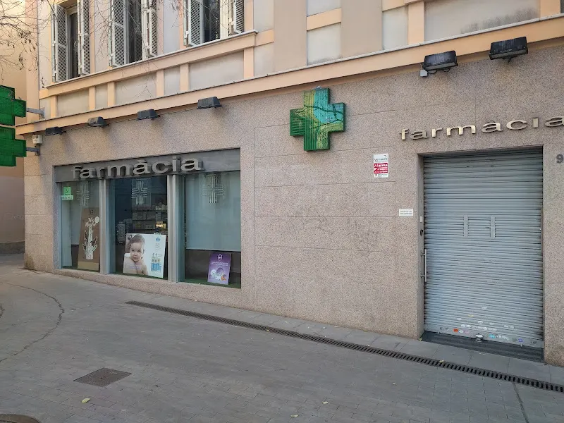 FARMÀCIA MIREIA GARRIDO ROMAN - Farmacia en Sant Feliu de Llobregat - foto 2