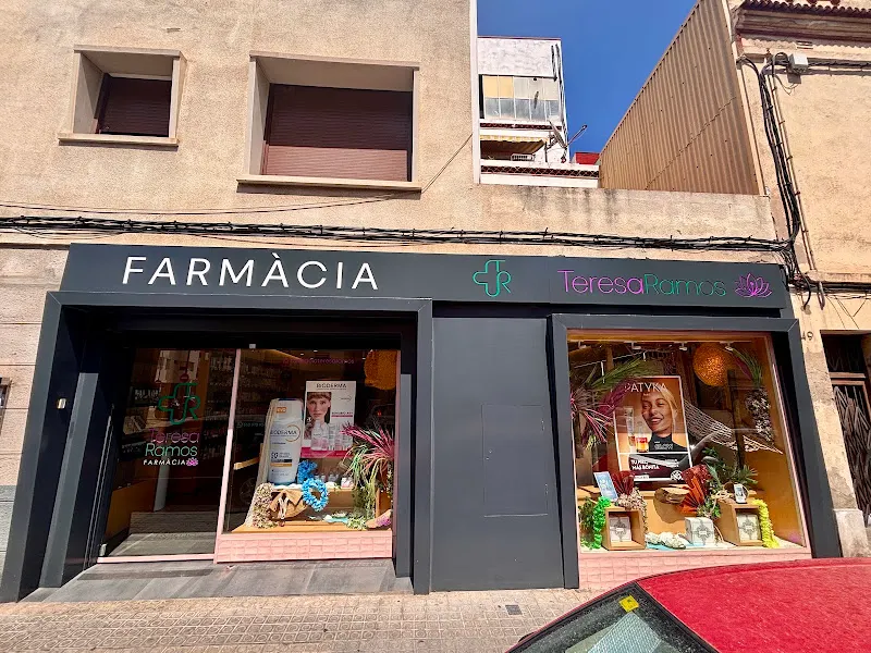 Farmàcia Teresa Ramos - Farmacia en Vilanova i la Geltrú - foto 2