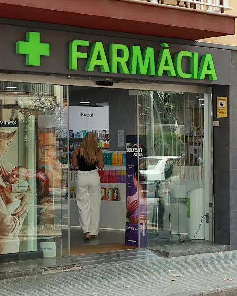 Farmàcia Salagre Miró - Farmacia en Vilanova i la Geltrú - foto 2