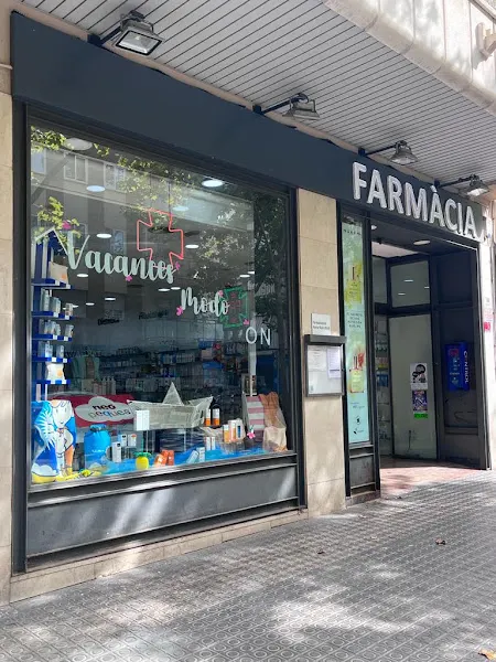 Farmàcia Núria Rubio Petit - Farmacia en Vilanova i la Geltrú - foto 2