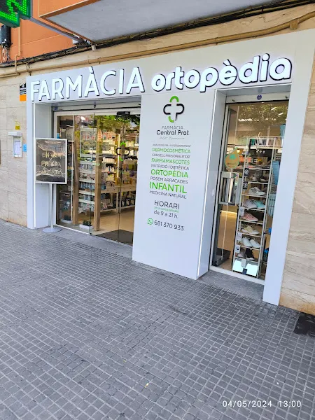 Farmacia Central Prat - Farmacia en El Prat de Llobregat - foto 2