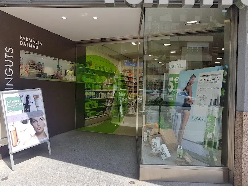Farmàcia Dalmau Civit - Farmacia en Granollers - foto 2