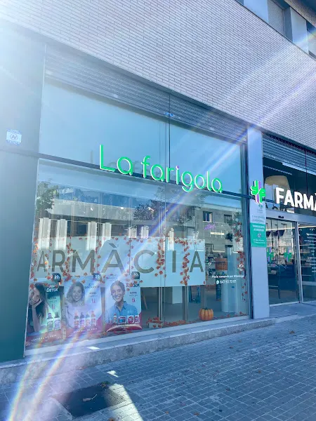 Farmacia LA FARIGOLA - Farmacia en Cerdanyola del Vallès - foto 2