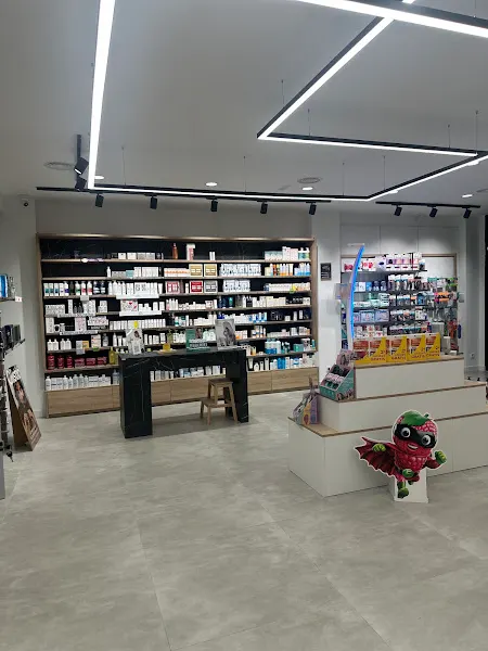 Farmacia Carmen Diaz. Teneria 2 - Pinto
