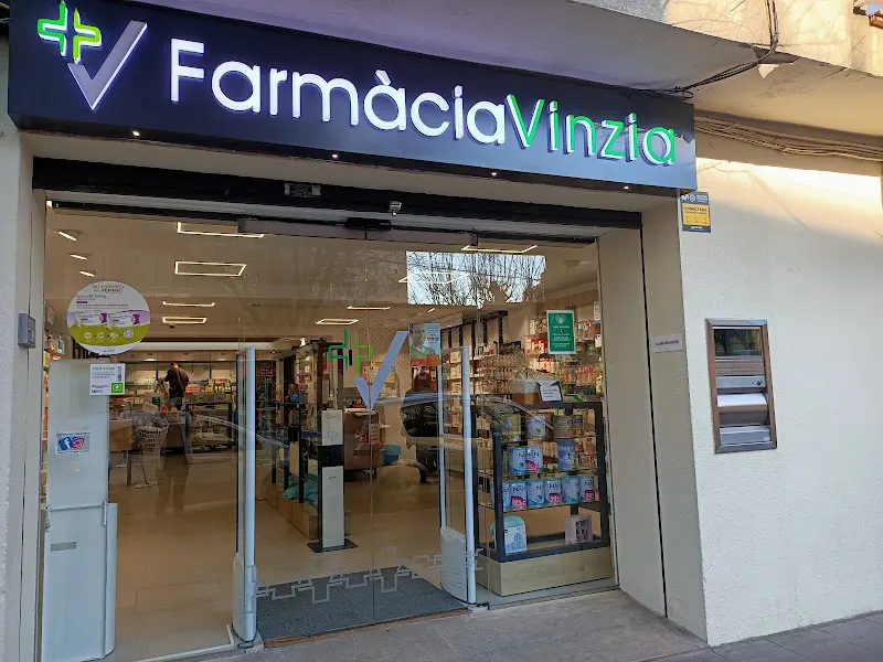FARMACIA VINZIA - Farmacia en Santa Coloma de Gramenet - foto 2