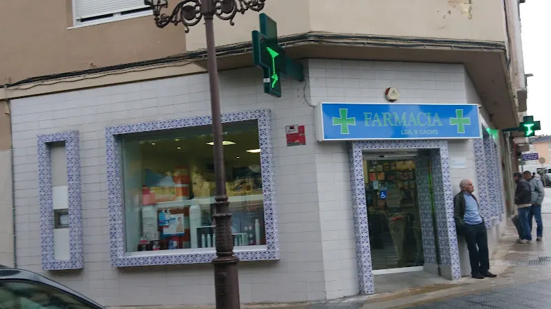 María Victoria Cacho Sollet - Farmacia en Torrelavega - foto 2