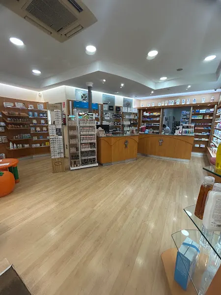 Farmacia Pilar Pérez Guzmán // Ldo. Gonzalo Pérez-Olivares Pérez-Guzmán // Farmacia y Parafarmacia en Puertollano - Puertollano