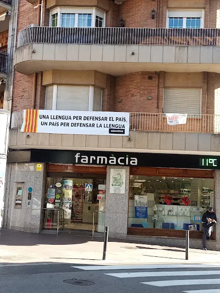 Farmàcia Relat Roca - Farmacia en Montcada i Reixac - foto 2