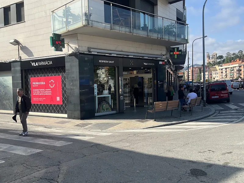 Farmàcia Vila - Farmacia en Montcada i Reixac - foto 2
