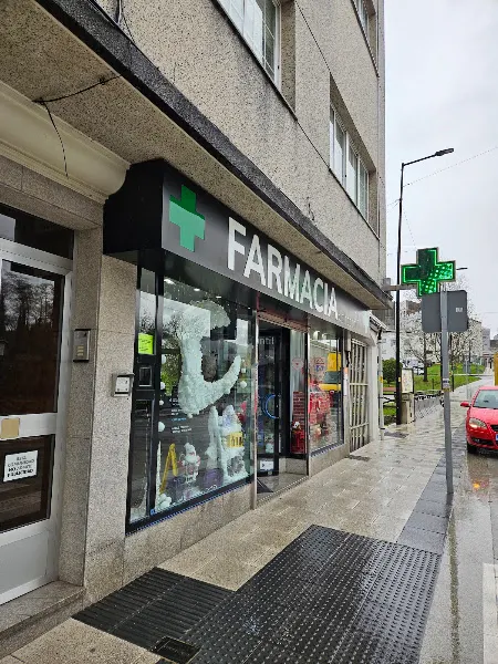 Farmacia Balneario 22 - Farmacia en Arteixo - foto 2