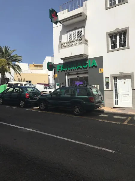 Farmacia America Ingenio. Dra. Carla Jiménez Rodríguez