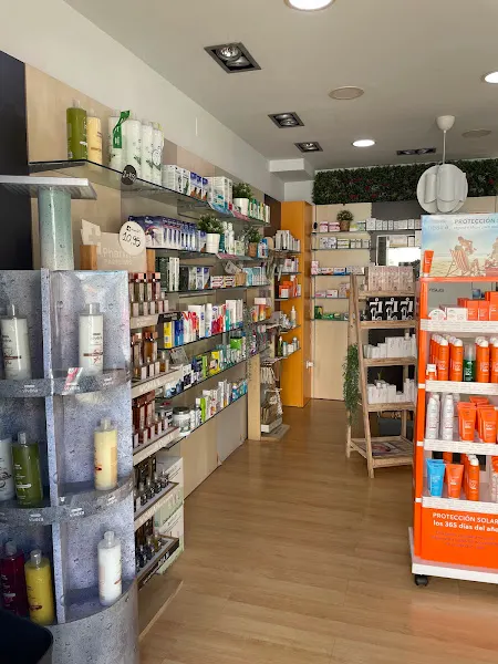 FARMACIA BARCIA (La uva) - Farmacia en Camas - foto 2