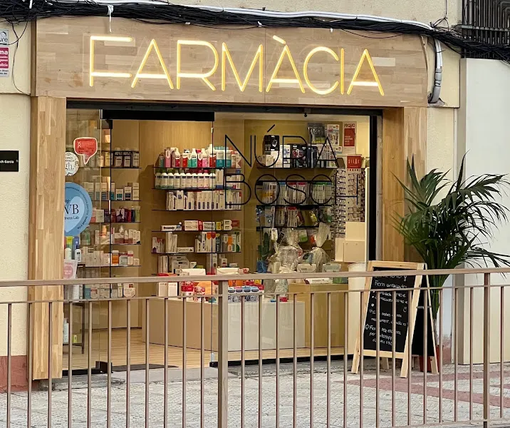 Farmàcia - Farmacia en El Masnou - foto 2