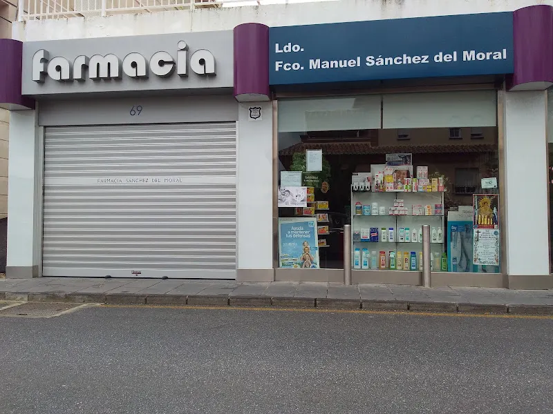 Francisco Manuel Sánchez del Moral - Farmacia en La Zubia - foto 2