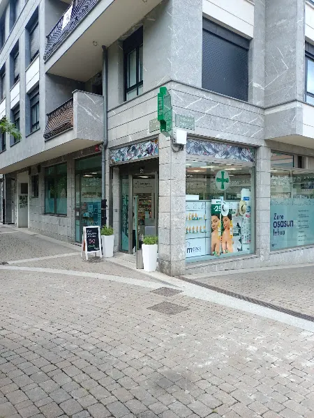 Alvarez Mozos - Farmacia en Bergara - foto 2