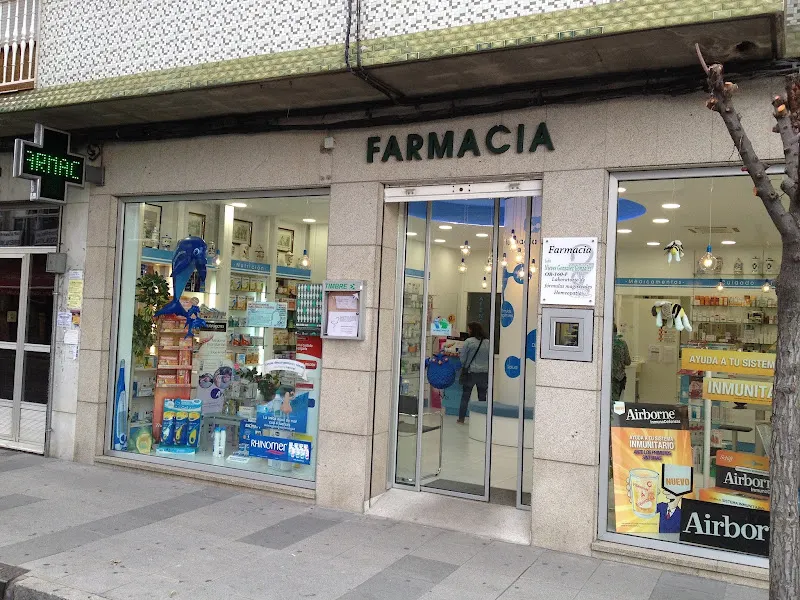 Nieves González CB - Farmacia en Ourense - foto 2