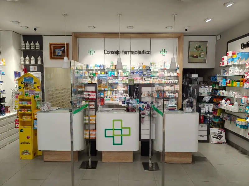 FARMACIA SAN JOSÉ - VERIN. ( AV de LAZA 2)