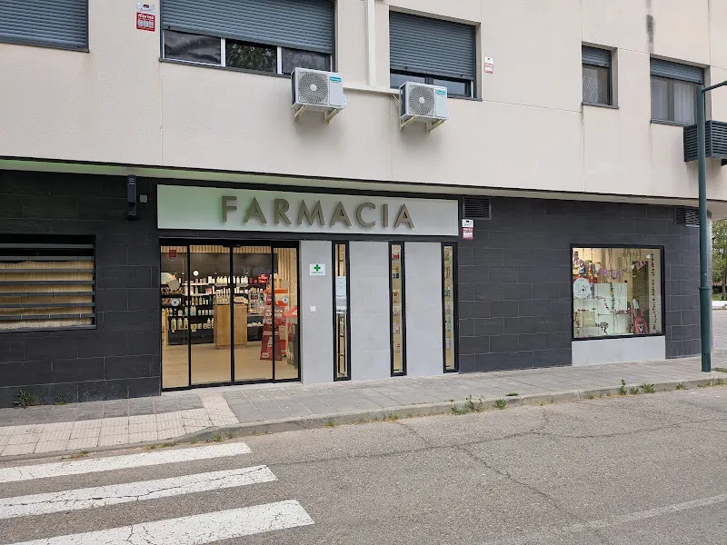 Farmacia del Bulevar - Farmacia en Marchamalo - foto 2