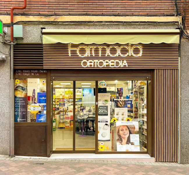 Farmacia y Ortopedia 12H Martín Ye Liu