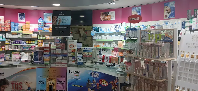 Farmacia Metro Las Suertes // Ldo. Francisco Carmelo Sáncez Rabasco // Parafarmacia en Madrid