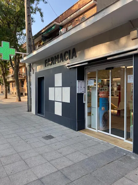 Farmacia Congosto 10 - Farmacia en Madrid - foto 2