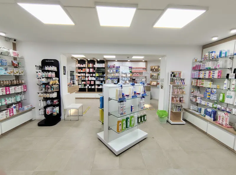 Farmacia Los Pérez (Ldo Borja Esquivias)