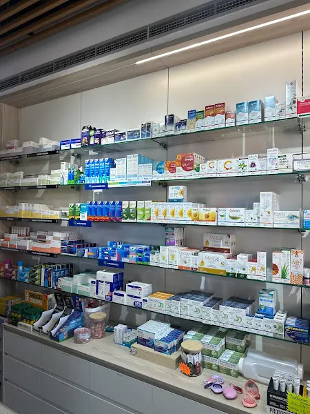 Farmacia Las Suertes 98