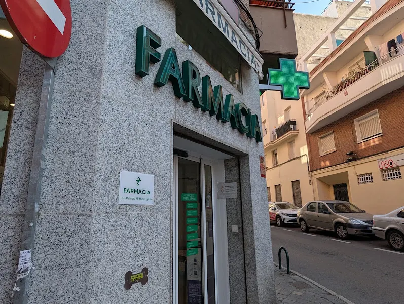 Farmacia Alejandra Muñoz - Farmacia en Madrid - foto 2