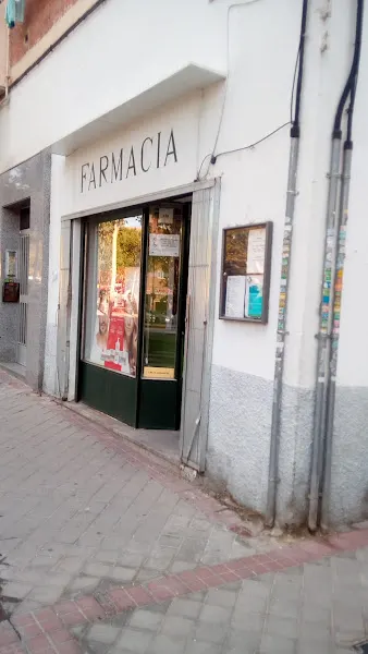 Farmacia Lorenzo Gil - Farmacia en Madrid - foto 2