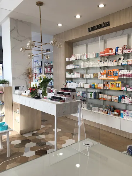 Farmacia Díaz Nadela Cañaveral. - Farmacia en Madrid - foto 2