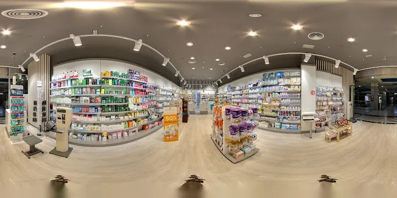 Farmacia Palacio de Hielo Farmalife Pablo Bahlsen