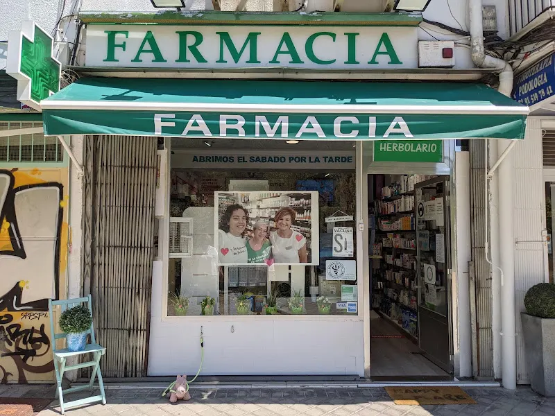 LA FARMACIA DE ELVIRA (Lda. Marta Torres Martín) - Farmacia en Madrid - foto 2