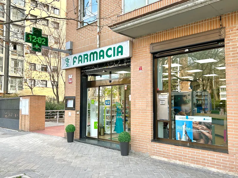Farmacia Via Lusitana 43