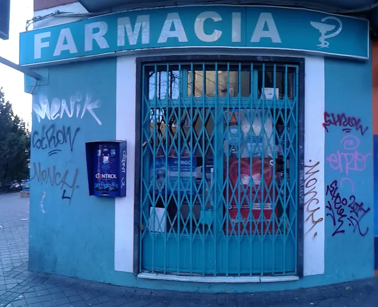 FARMACIA CARPETANA. Jonás García Naranjo - Farmacia en Madrid - foto 2