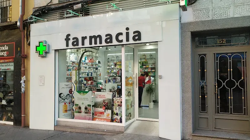 Farmacia Embajadores 152