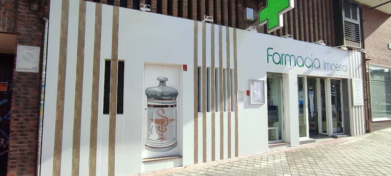 Farmacia Paseo Imperial (Ldo. Javier González-Fierro Vallaure) - Farmacia en Madrid - foto 2