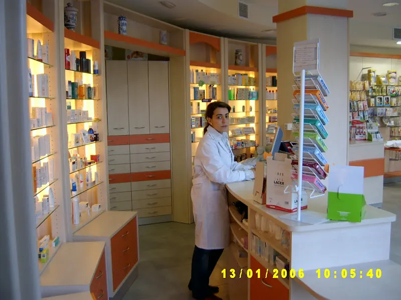 Farmacia Planetario - Farmacia en Madrid - foto 2