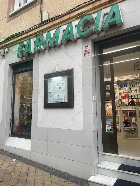 Farmacia Raúl Martín Mateo - Farmacia en Madrid - foto 2