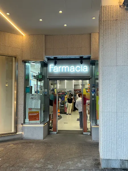 Farmacia Farmalife Merinero - Farmacia en Madrid - foto 3