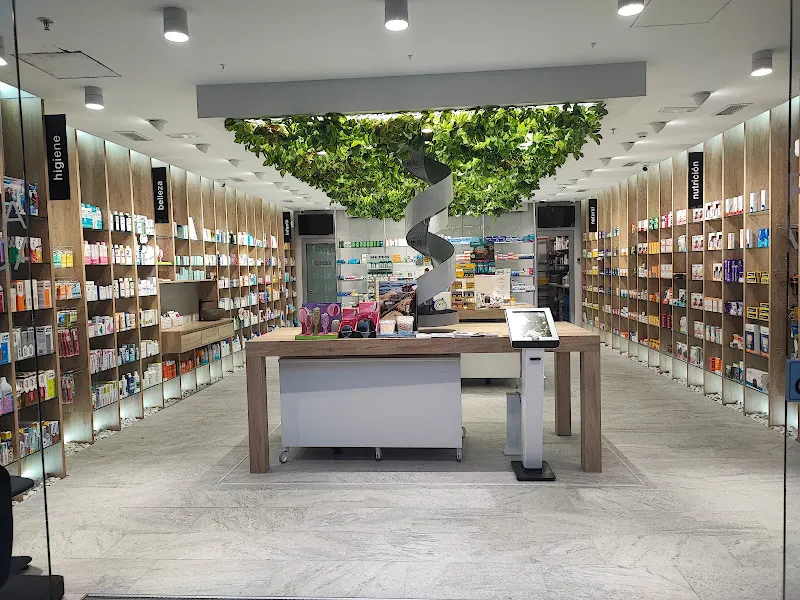 Farmacia Caleido - Las Cuatro Torres