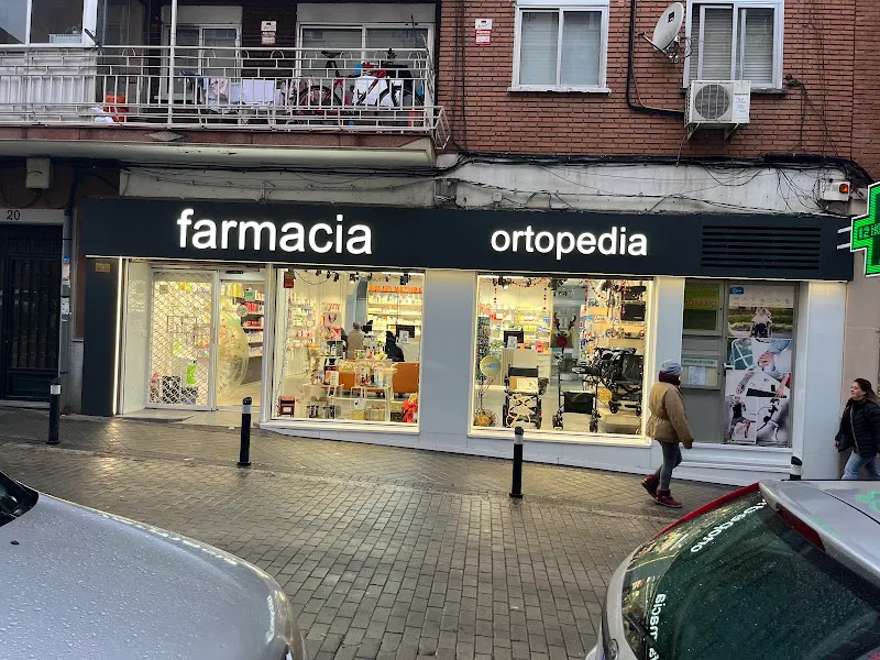 Farmacia San Andrés - Farmacia en Madrid - foto 2
