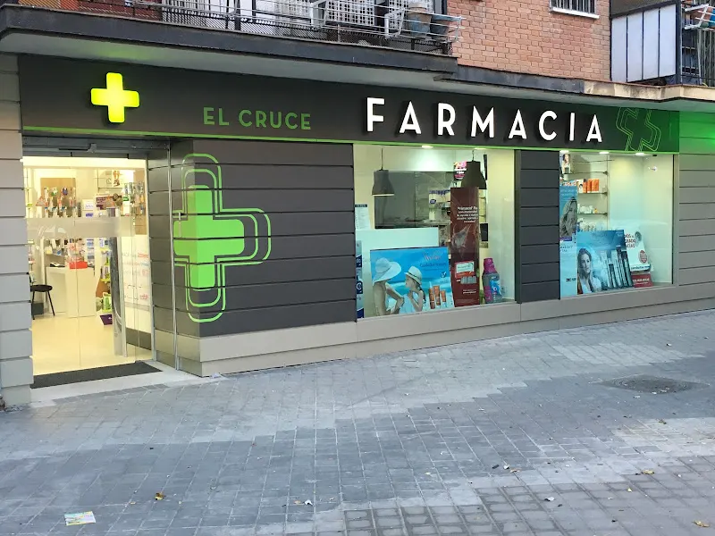 Farmacia EL CRUCE Carlos Sanz Jiménez - Farmacia en Madrid - foto 2