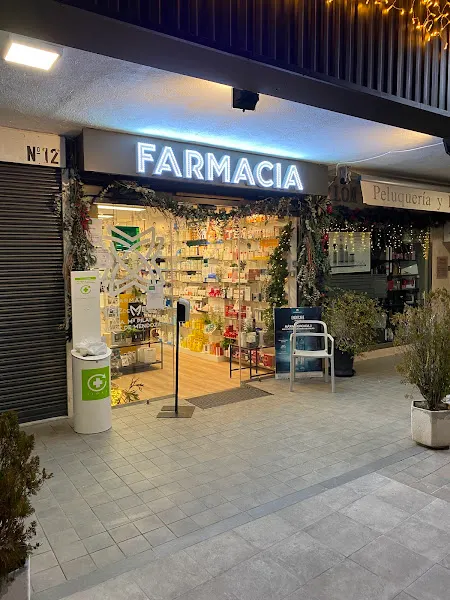 Farmacia Pilar Vélez de Mendoza - Farmacia en Madrid - foto 2